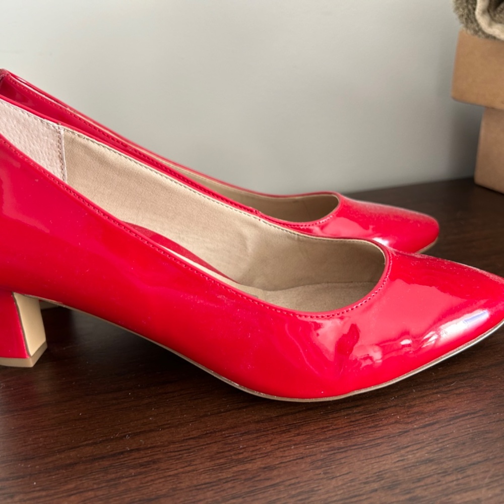 Vionic Red Heels - image 2